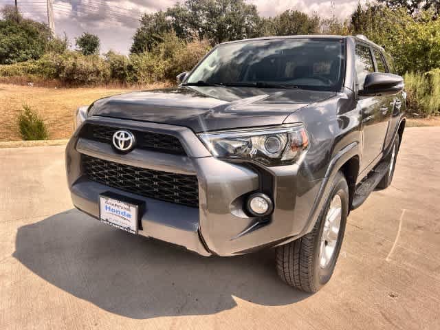 Used 2018 Toyota 4Runner SR5 Premium RWD image 2