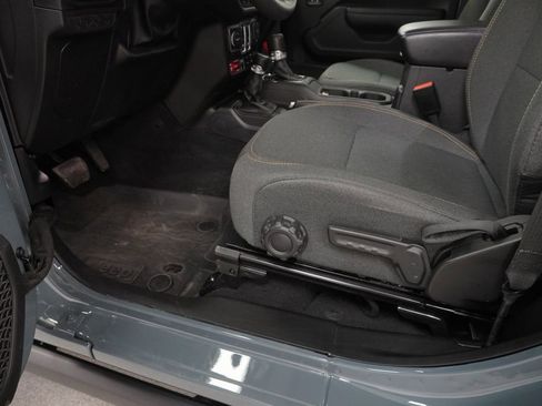 Used 2024 Jeep Wrangler Willys image 40