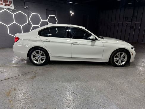 Used 2017 BMW 330i Sedan RWD image 7