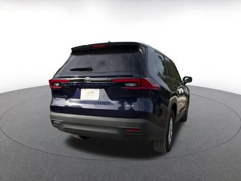 Used 2025 Toyota Grand Highlander XLE image 15