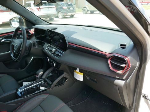 New 2026 Chevrolet TrailBlazer RS FWD image 9