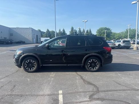 Used 2020 Nissan Pathfinder SL AWD/4WD image 5