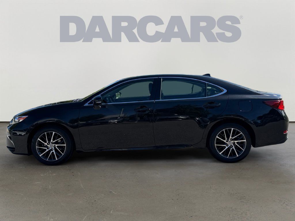 Used 2018 Lexus ES 350 w/ Luxury Package w/Wood Trim FWD image 3