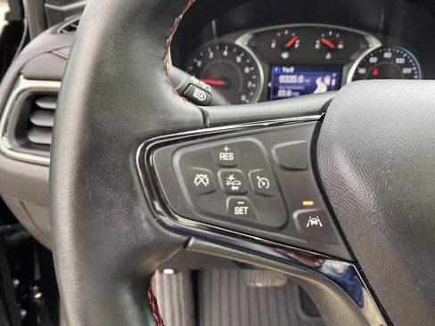 Used 2023 Chevrolet Equinox RS image 18