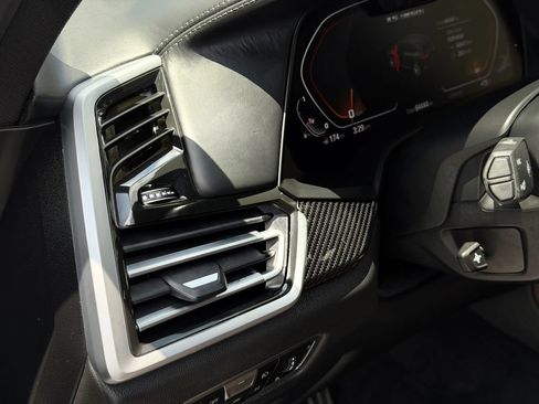 Used 2022 BMW X5 M50i w/ Executive Package AWD/4WD image 18