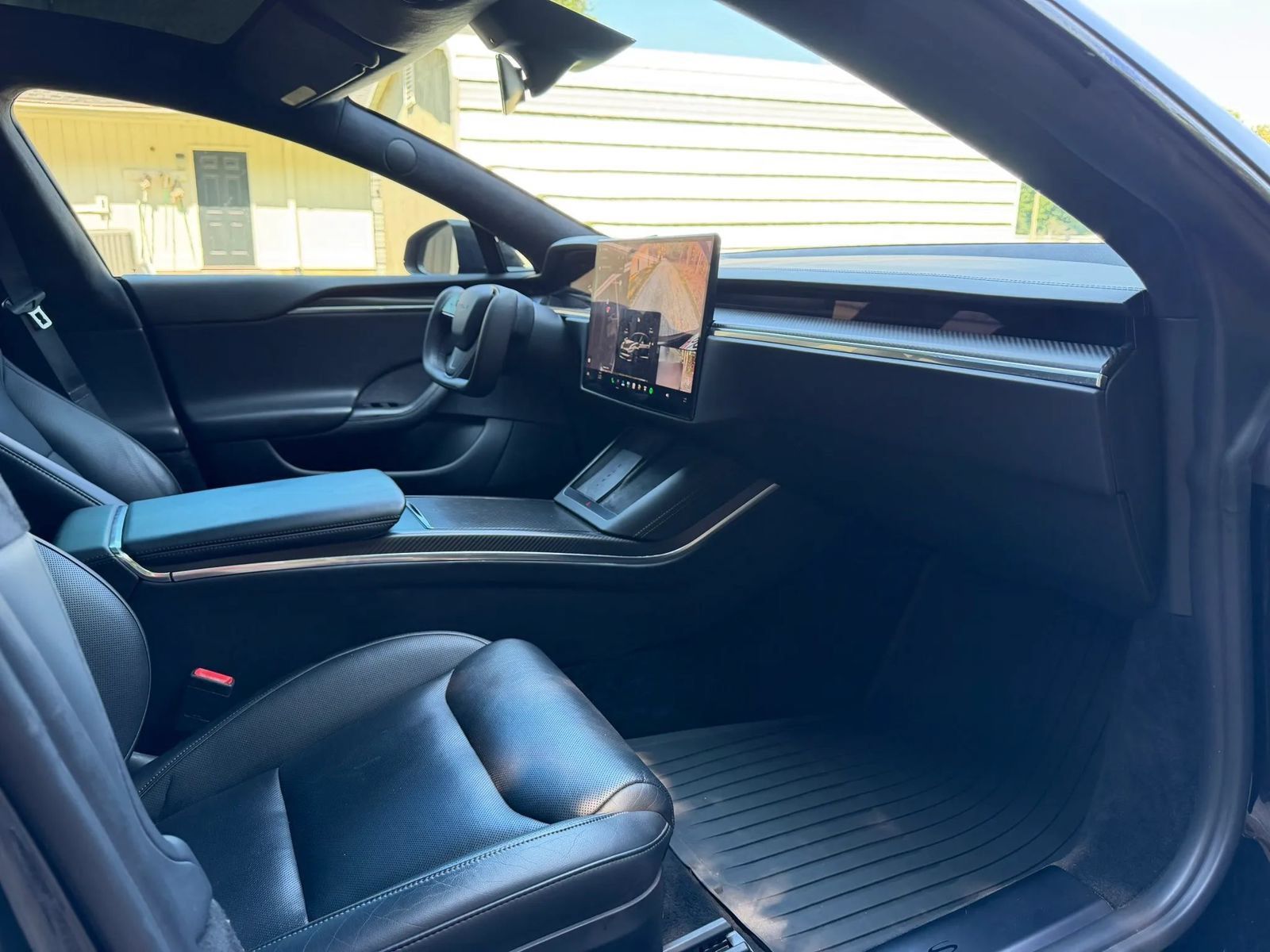 Used 2022 Tesla Model S Plaid AWD/4WD image 32