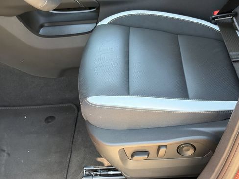 Used 2025 Buick Envision Sport Touring AWD/4WD image 28