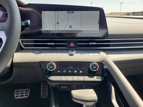 New 2026 Hyundai Elantra Sport FWD image 14