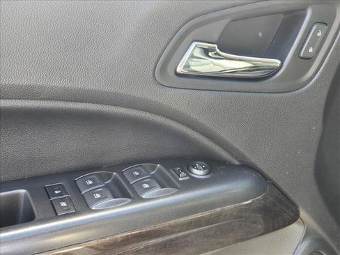 Used 2019 GMC Canyon SLT w/ Driver Alert Package image 9