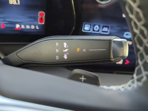 Certified 2025 Chevrolet Traverse LT image 10