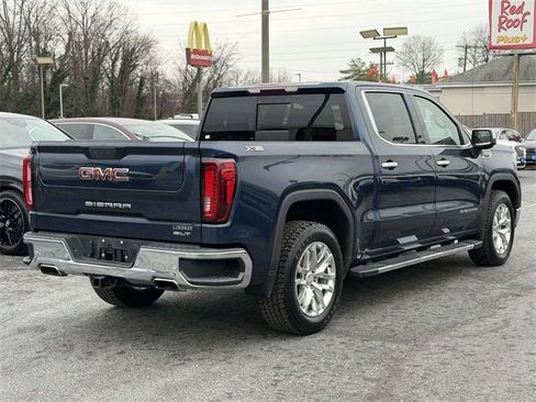 Used 2021 GMC Sierra 1500 SLT image 2