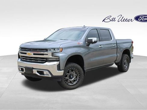 Used 2020 Chevrolet Silverado 1500 LTZ w/ LTZ Plus Package AWD/4WD image 11