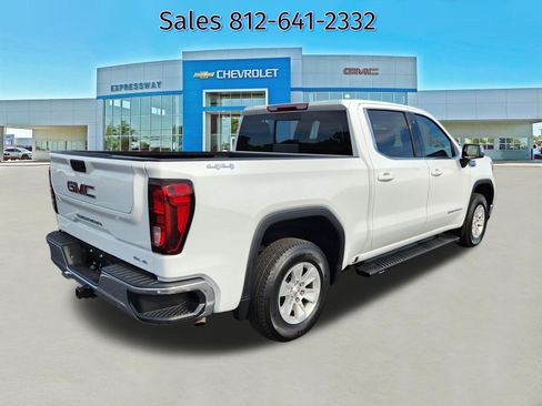 Used 2025 GMC Sierra 1500 SLE w/ Preferred Package AWD/4WD image 7