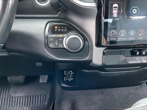 Used 2020 RAM 1500 Big Horn AWD/4WD image 23