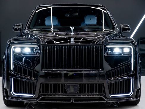 Used 2026 Rolls-Royce Cullinan AWD/4WD image 2
