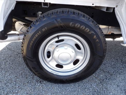 Used 2020 Ford F250 XL w/ Power Equipment Group image 46