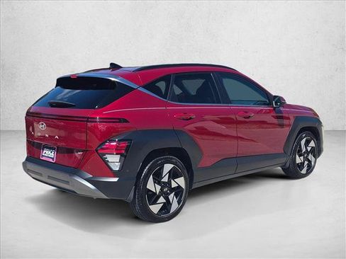 Used 2024 Hyundai Kona Limited FWD image 5