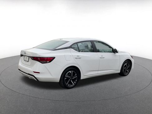 Used 2025 Nissan Sentra SV image 15