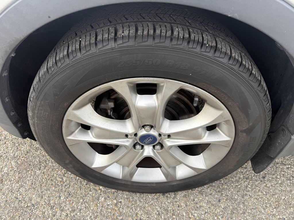 Used 2015 Ford Escape Titanium AWD/4WD image 10