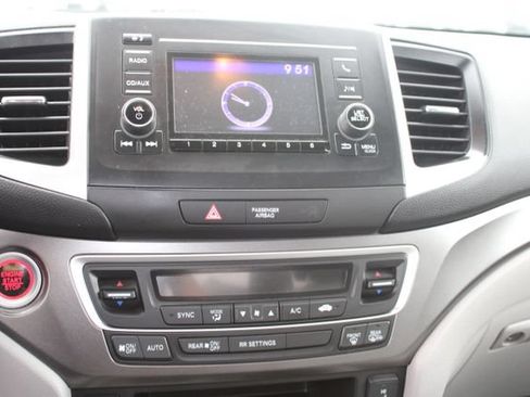 Used 2017 Honda Ridgeline RTL image 18