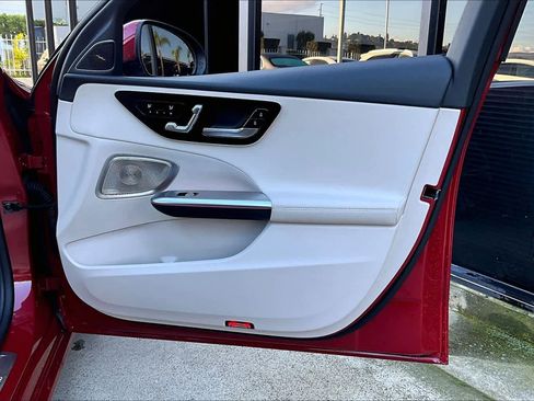 Used 2025 Mercedes-Benz C 300 C 300 image 23