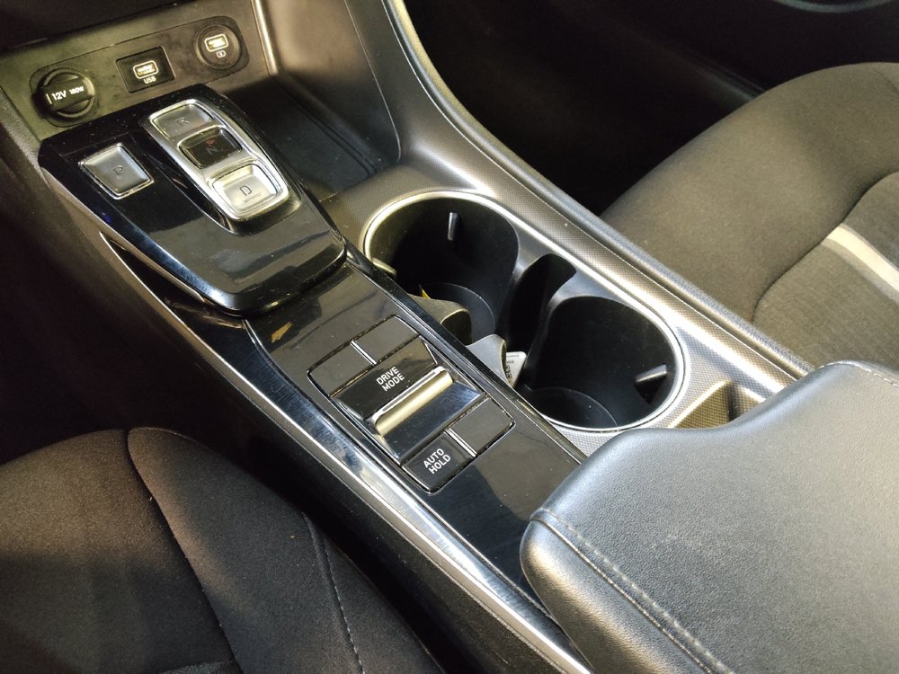 Used 2023 Hyundai Sonata SE w/ Preferred Accessory Package FWD image 26