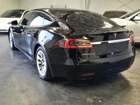 Used 2018 Tesla Model S AWD image 2