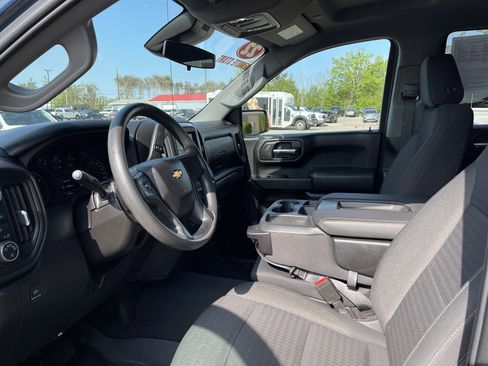Used 2022 Chevrolet Silverado 1500 Custom AWD/4WD image 11