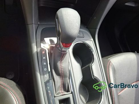 Certified 2022 Chevrolet Equinox RS w/ RS Leather Package FWD image 15