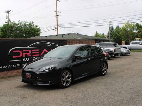 Used 2014 Ford Focus ST image 1