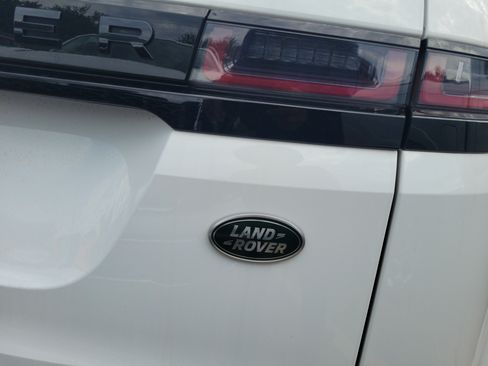 Used 2023 Land Rover Range Rover Evoque R-Dynamic SE AWD/4WD image 8