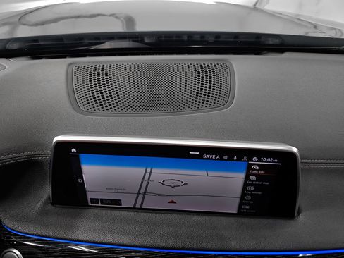 Used 2020 BMW 740i xDrive w/ M Sport Package image 28