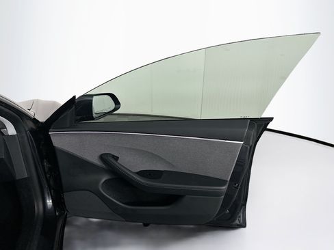 Used 2025 Tesla Model 3 Long Range RWD image 32