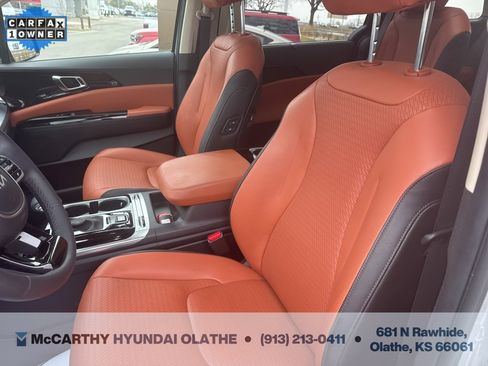 Used 2024 Kia Carnival SX Prestige image 4