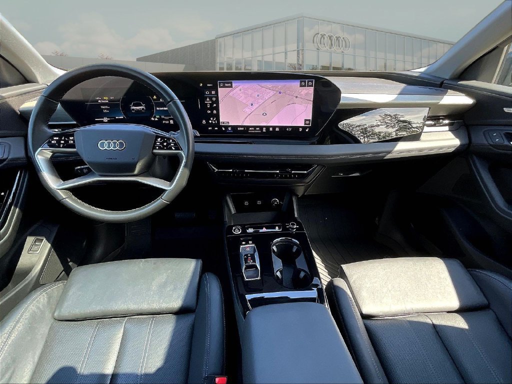 Used 2025 Audi Q6 e-tron Premium Plus w/ Premium Plus AWD/4WD image 9