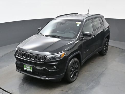 New 2026 Jeep Compass Latitude AWD/4WD image 21