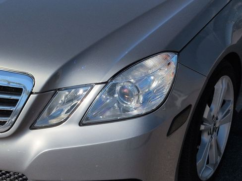 Used 2013 Mercedes-Benz E 350 Sedan image 6