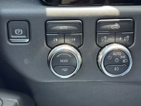 Used 2024 GMC Sierra 1500 Elevation AWD/4WD image 24