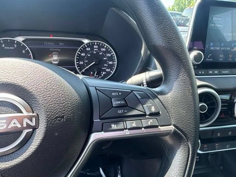 Used 2024 Nissan Sentra SV FWD image 20