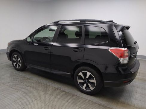 Used 2017 Subaru Forester 2.5i Premium w/ All-Weather Package image 3