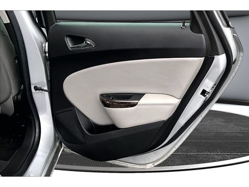Used 2012 Buick Verano Convenience FWD image 38