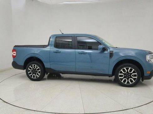 Used 2022 Ford Maverick Lariat image 62