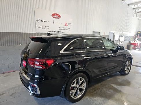 Used 2019 Kia Sorento SX w/ SX Touring Package image 3