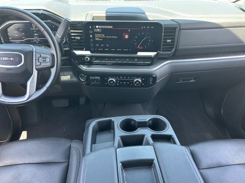 Certified 2025 GMC Sierra 1500 SLT RWD image 14