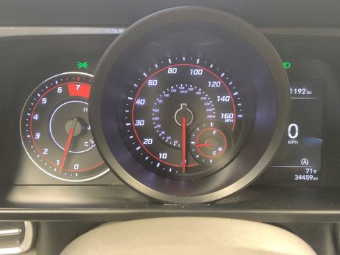 Used 2022 Hyundai Elantra SE FWD image 23