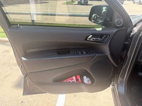 Used 2024 Dodge Durango GT RWD image 11