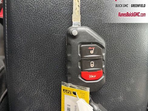 Used 2020 Jeep Wrangler Unlimited Sport S image 21