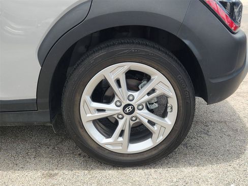 Used 2023 Hyundai Kona SEL FWD image 30