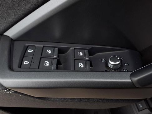 Used 2023 Audi Q3 2.0T Premium Plus w/ Premium Plus Package image 8