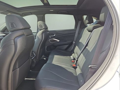 New 2026 Acura RDX SH-AWD image 11